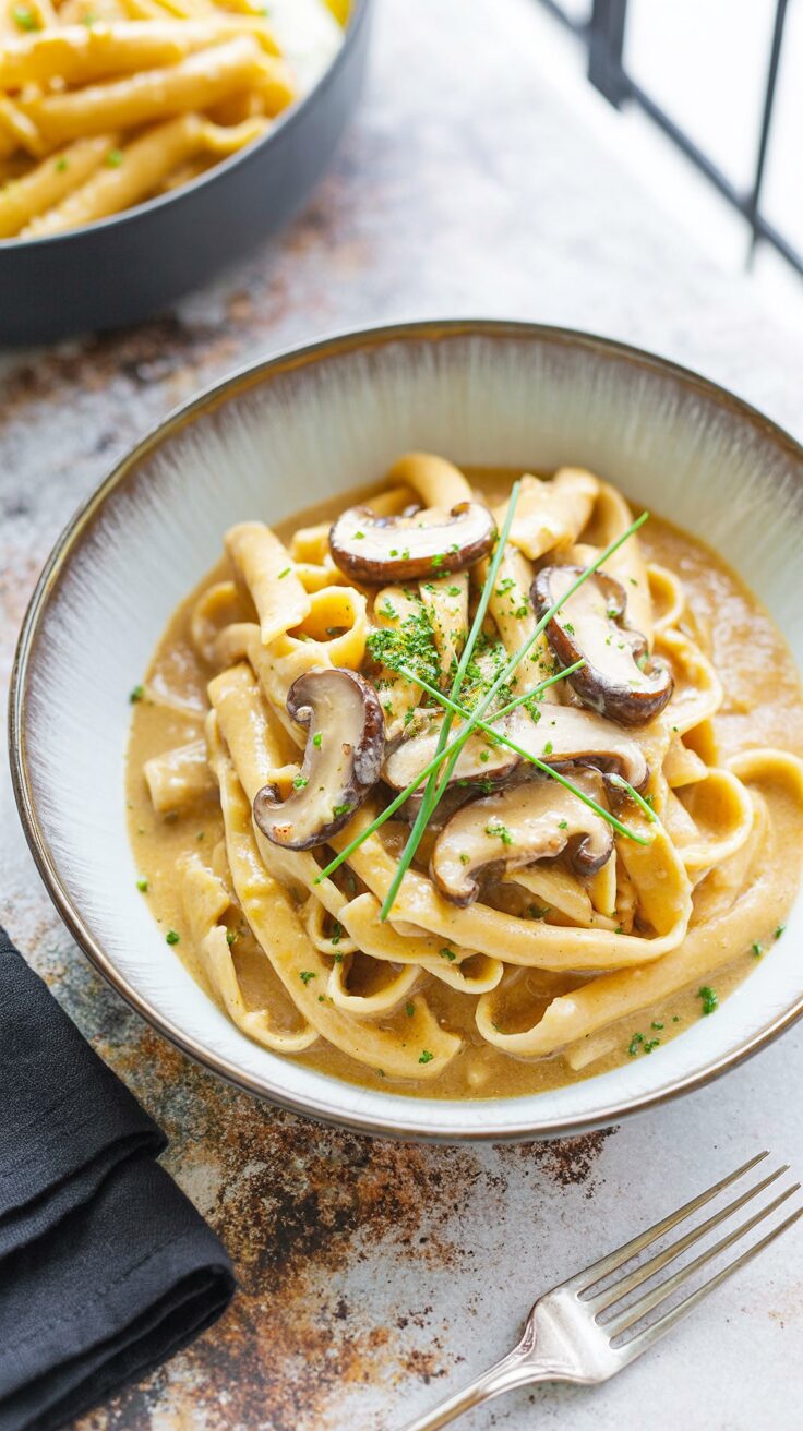 Pasta Da Vinci is a creamy pasta dish inspired by the Cheesecake Factory, featuring tender chicken, mushrooms like shiitake, and a rich sauce.