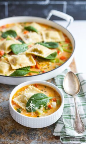 This Tuscan ravioli soup is a delightful Italian dish that combines the flavors of fresh vegetables, hearty broth, and tender ravioli.
